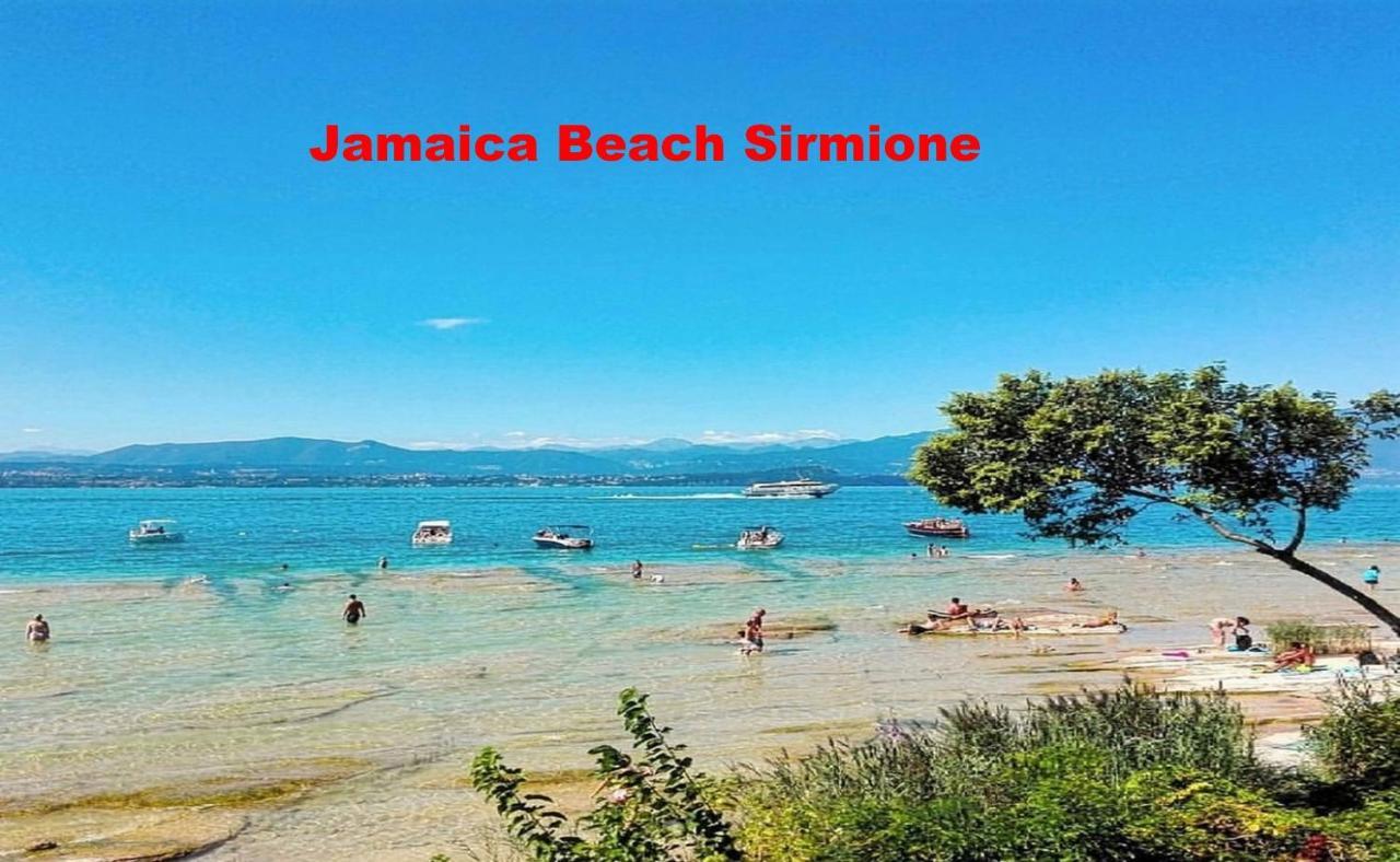 Desenzanoloft Official Partner Marriott Homes & Villas -Penthouse Never Say Never Sirmione Castle View 외부 사진