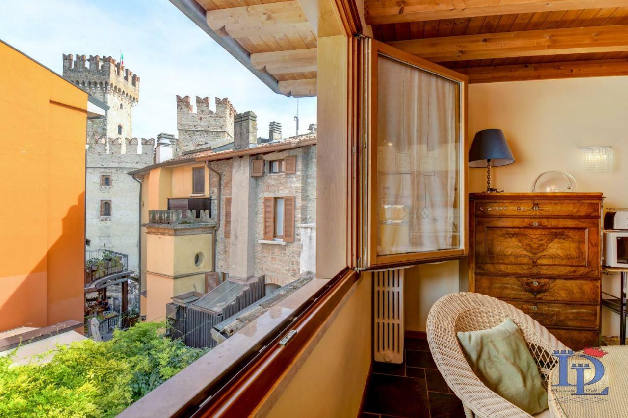 Desenzanoloft Official Partner Marriott Homes & Villas -Penthouse Never Say Never Sirmione Castle View 외부 사진
