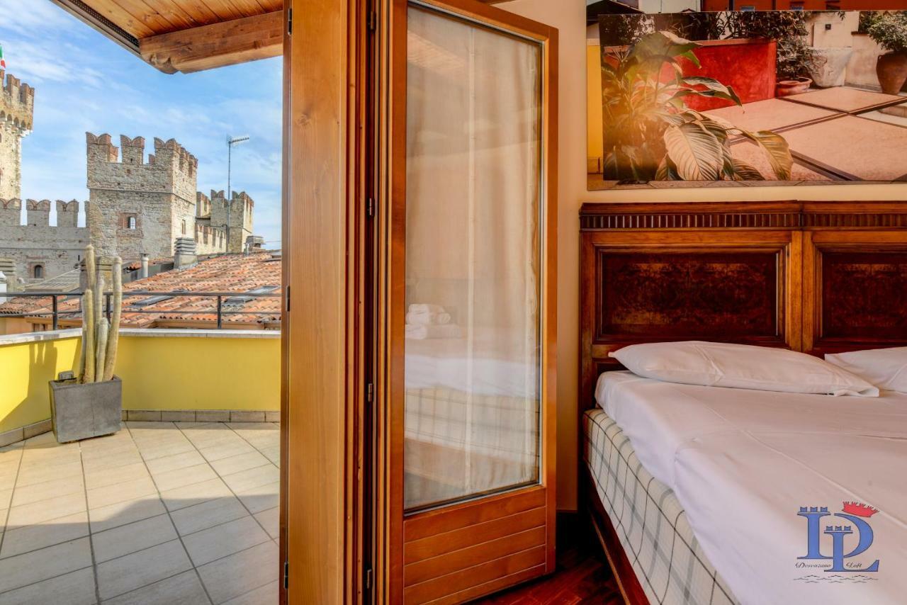Desenzanoloft Official Partner Marriott Homes & Villas -Penthouse Never Say Never Sirmione Castle View 외부 사진