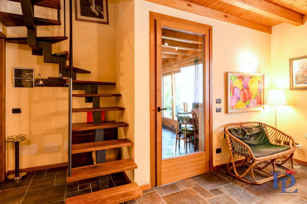 Desenzanoloft Official Partner Marriott Homes & Villas -Penthouse Never Say Never Sirmione Castle View 외부 사진